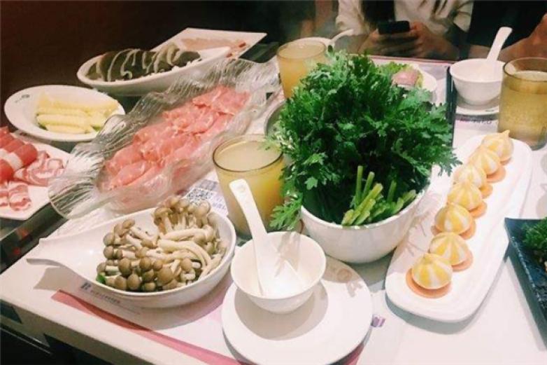 酌味涮健康小火锅